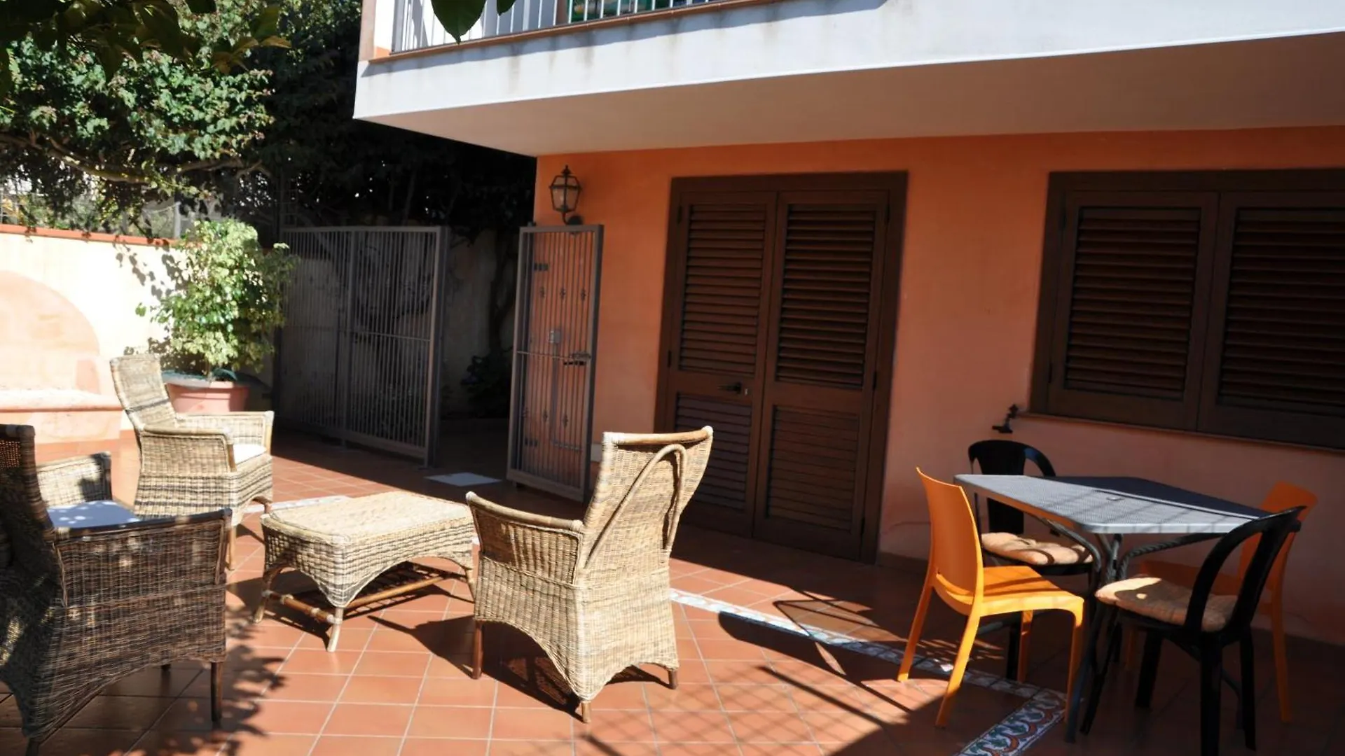 Villa Giusy 2 Appartamenti Indipendenti A Locazione Turistica Breve -G&P Holiday Home Valderice